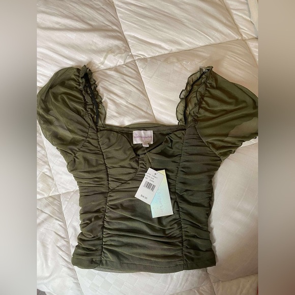 Stylish Olive Green Ruched Blouse - Picture 5 of 6